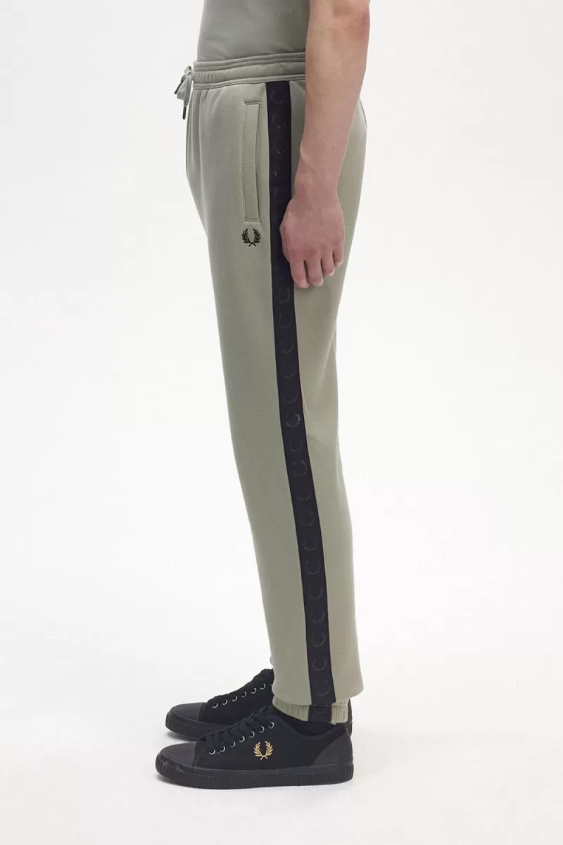 Fred Perry Embossed Tape Sweat Men’s Pants Mint VWSBO9175 Fred Perry Embossed Tape Sweat Men’s Pants Mint VWSBO9175