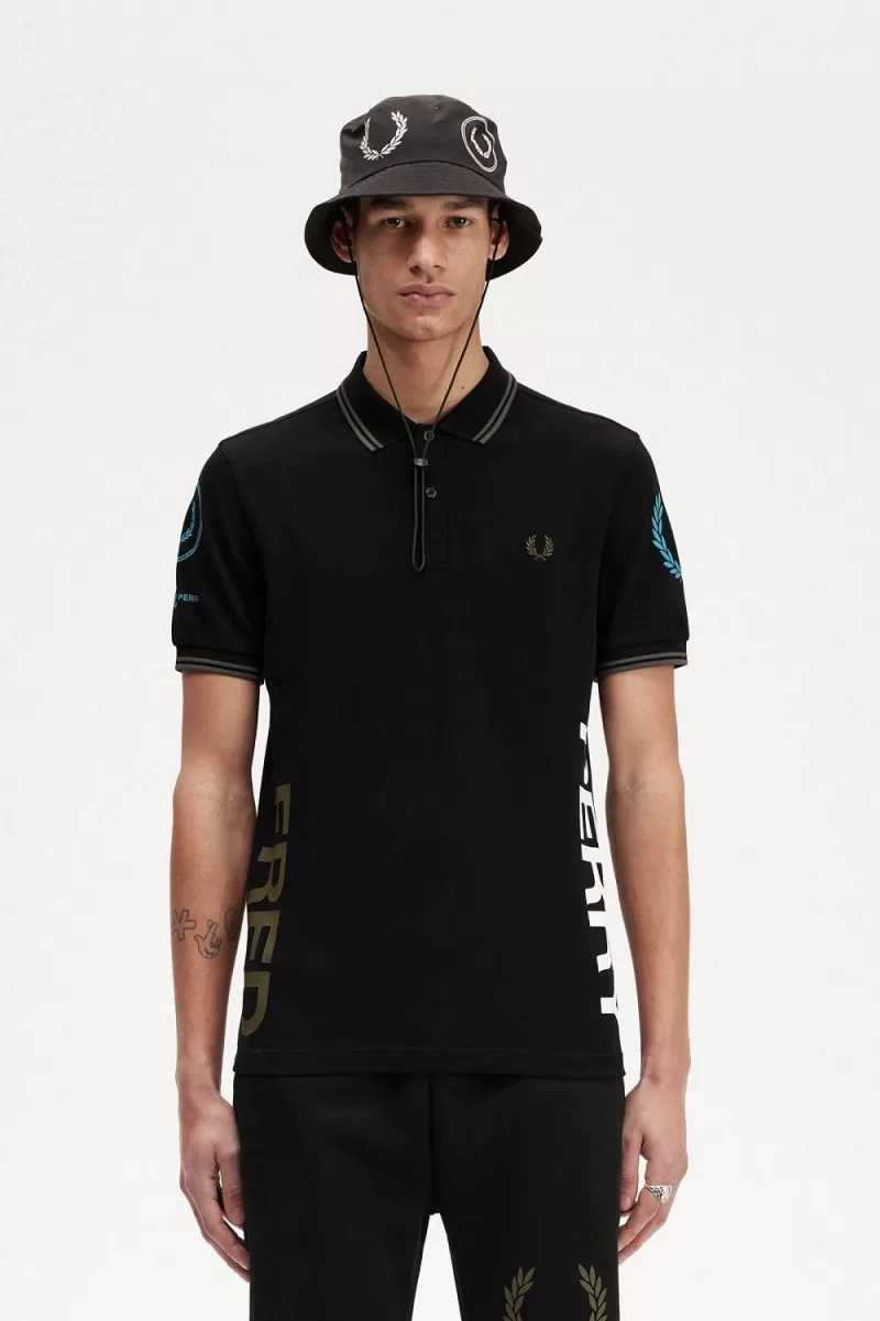 Fred Perry Graphic Branded Men’s Polo Shirt Black XBADC6879 Fred Perry Graphic Branded Men’s Polo Shirt Black XBADC6879