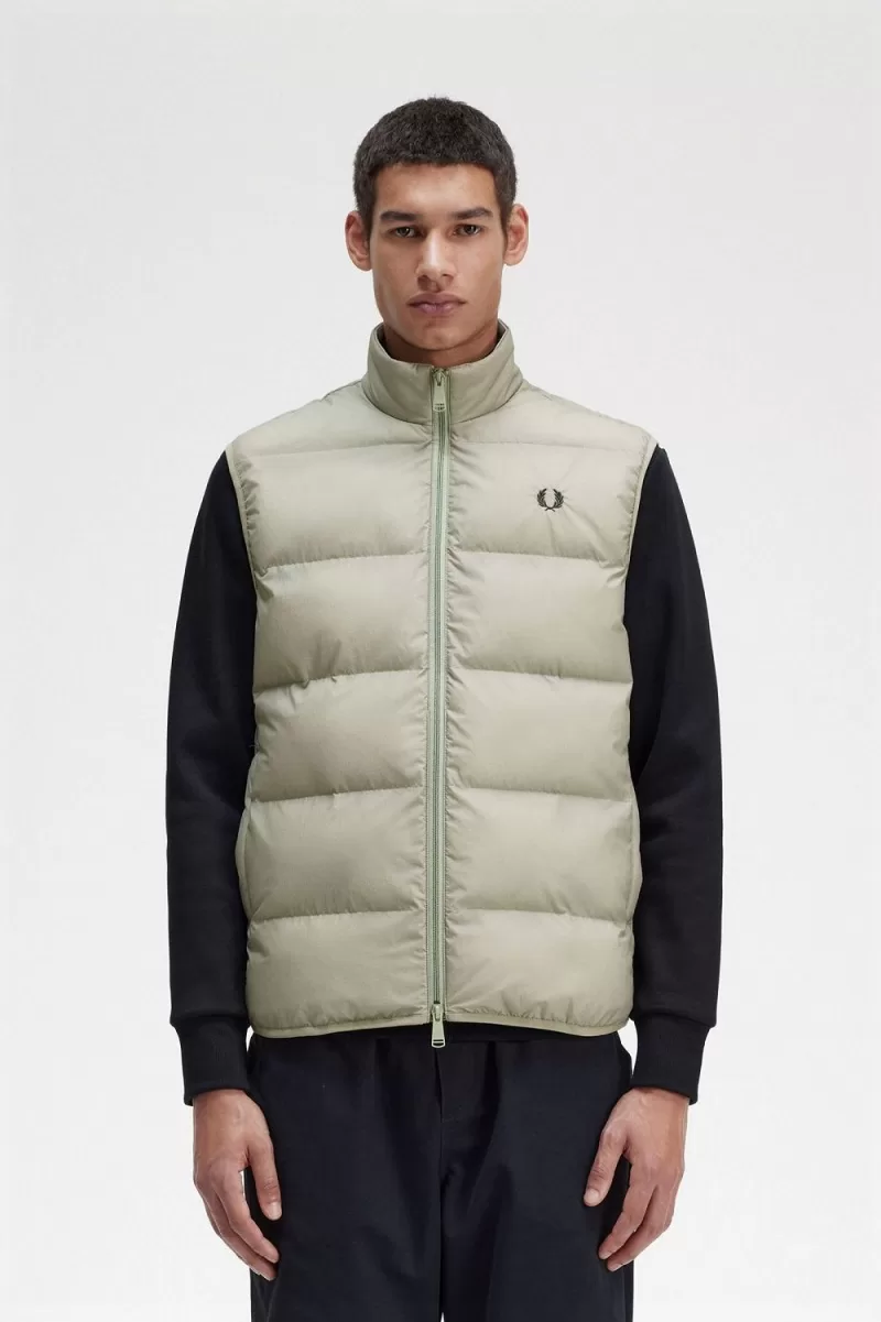 Fred Perry Insulated Men’s Vest Mint FMAYZ6583 Fred Perry Insulated Men’s Vest Mint FMAYZ6583