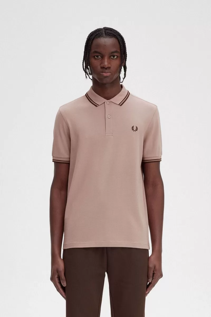 Fred Perry M3600 Men’s Shirt Dark Pink Burnt Tobacco CQMWB1923 Fred Perry M3600 Men’s Shirt Dark Pink Burnt Tobacco CQMWB1923
