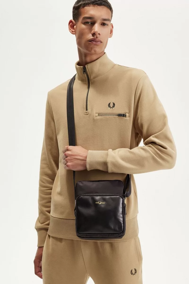 Fred Perry Nylon Twill Leather Side Men’s Bags Black Gold SCKIJ1986 Fred Perry Nylon Twill Leather Side Men’s Bags Black Gold SCKIJ1986