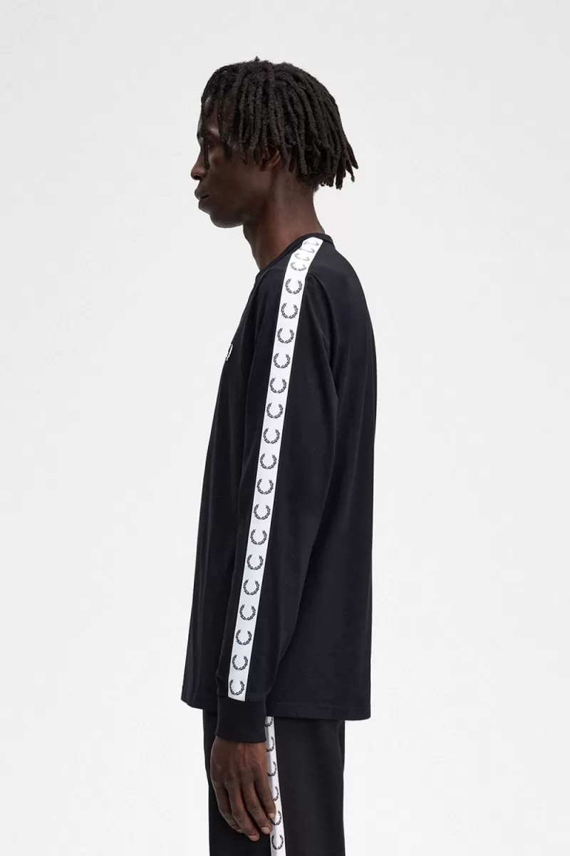 Fred Perry Taped Long Sleeve Men’s T-Shirt Black ULNAH3758 Fred Perry Taped Long Sleeve Men’s T-Shirt Black ULNAH3758