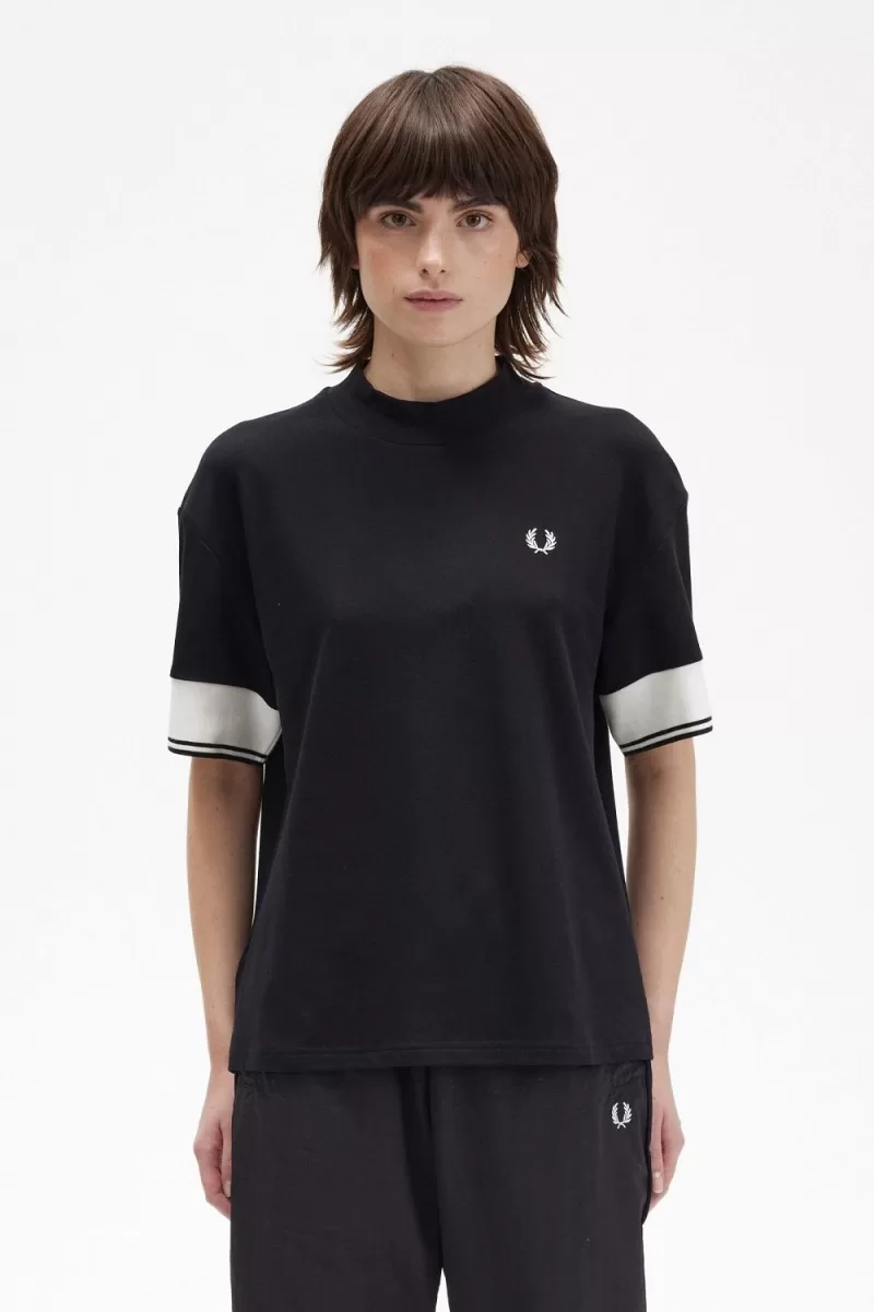 Fred Perry Tipped Cuff Piqué Women’s T-Shirt Black XCUPW4625 Fred Perry Tipped Cuff Piqué Women’s T-Shirt Black XCUPW4625