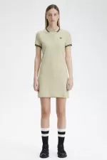 Fred Perry Twin Tipped Shirt Women’s Dress Oatmeal EVXCI7520